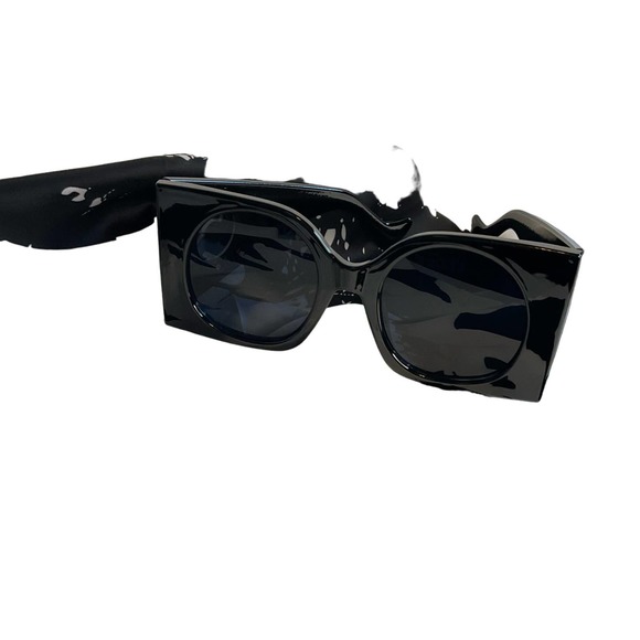 Square oversized frame sunglasses - Picture 10 of 10